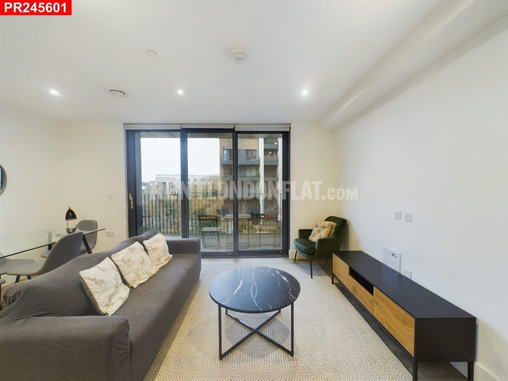 Property photo 3 of 14