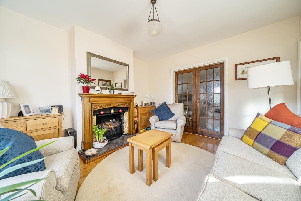 Property photo 2 of 21 Living Area