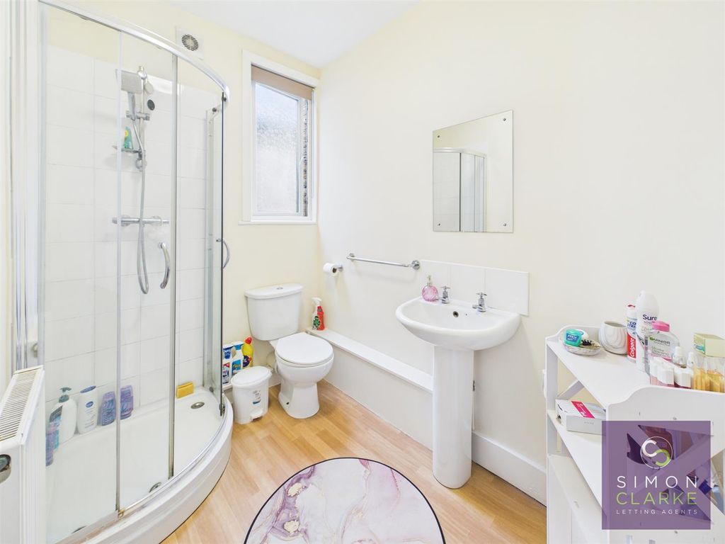 Property photo 3 of 7 Cam05425G0-Pr0097-Still013.Jpg