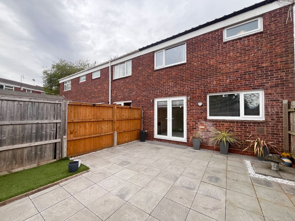 Property photo 2 of 18 Picture No. 10