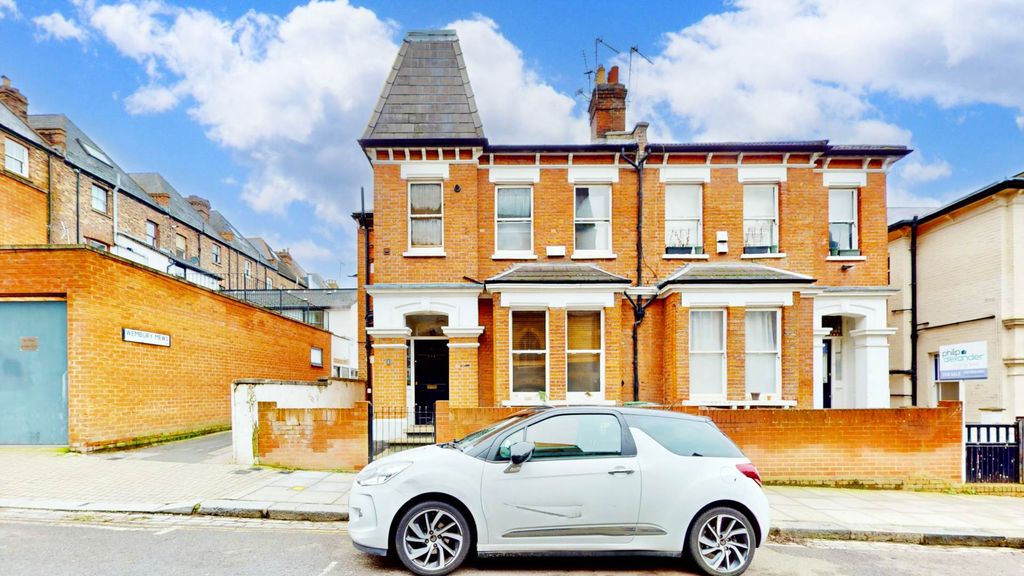Property photo 1 of 10