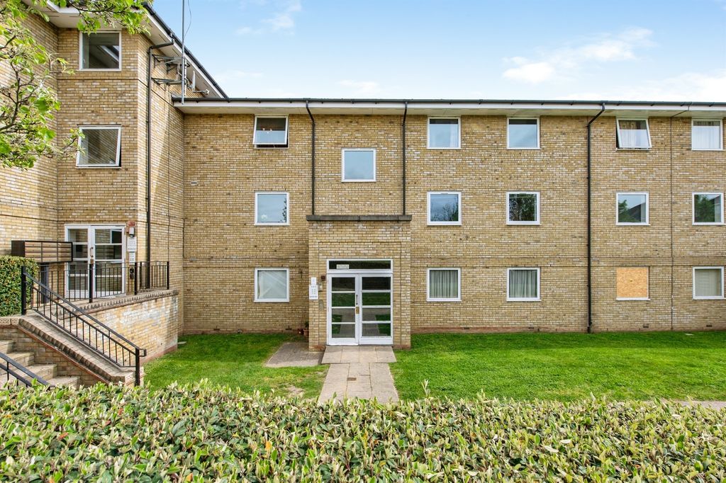 Property photo 1 of 10