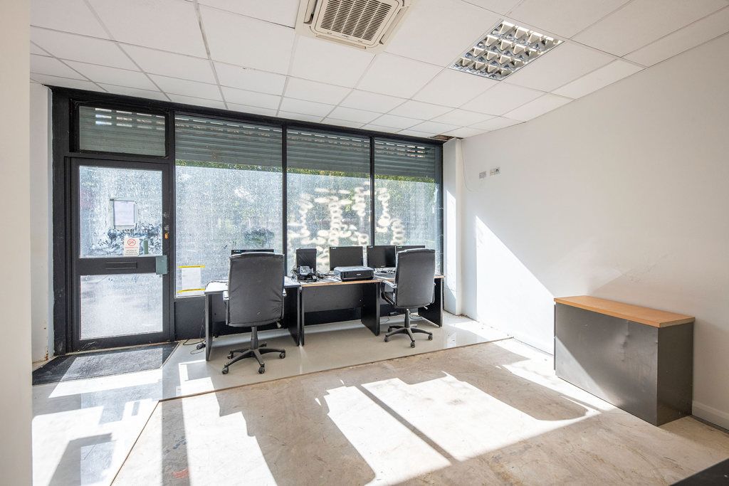 Property photo 3 of 5 Photo 3