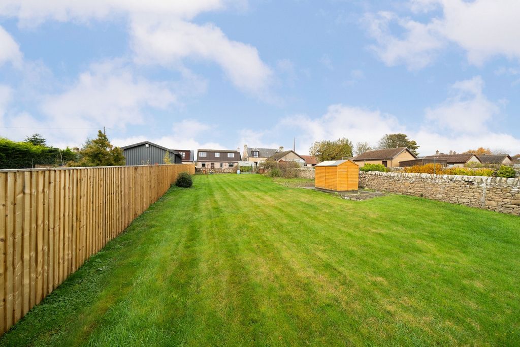 Property photo 2 of 29 Photo 3