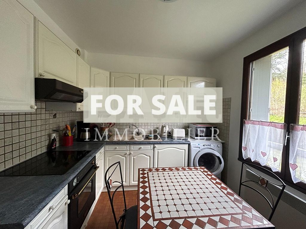 Property photo 2 of 12