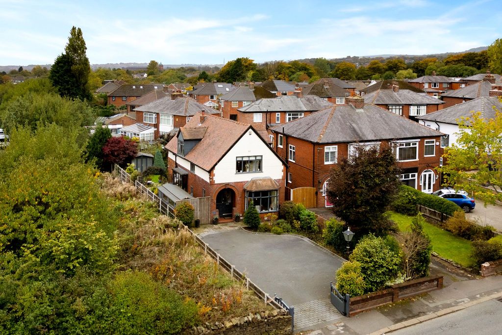 Property photo 1 of 45 Photograph 1