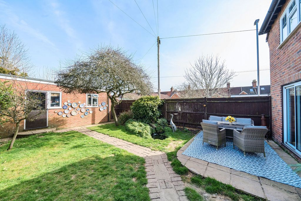 Property photo 3 of 18