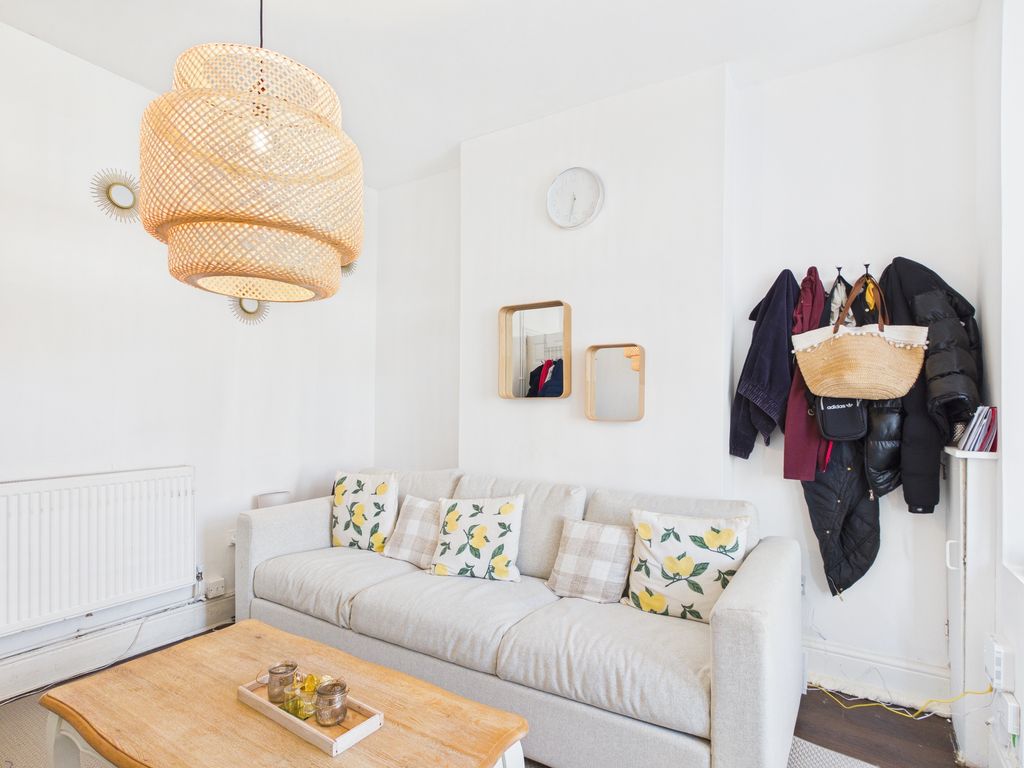 Property photo 3 of 17