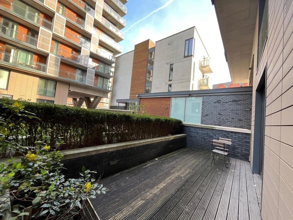 Property photo 2 of 13 Terrace