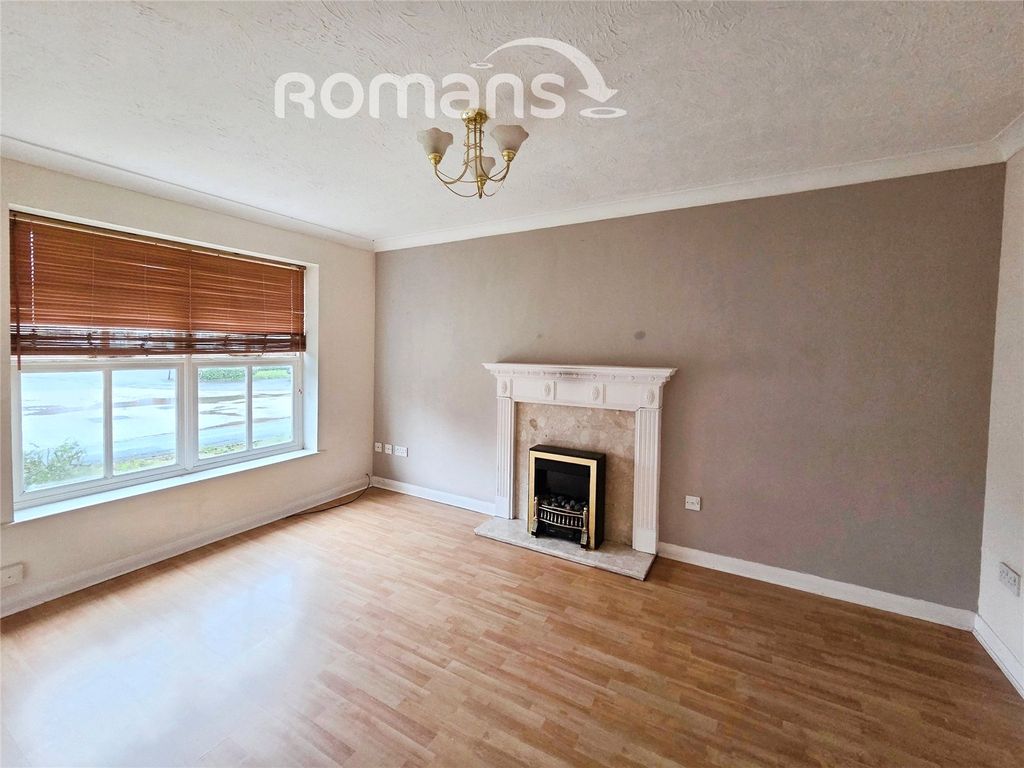 Property photo 3 of 12 Picture No. 12