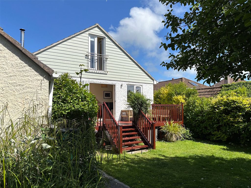 Property photo 1 of 20 1 - Picture No. 01