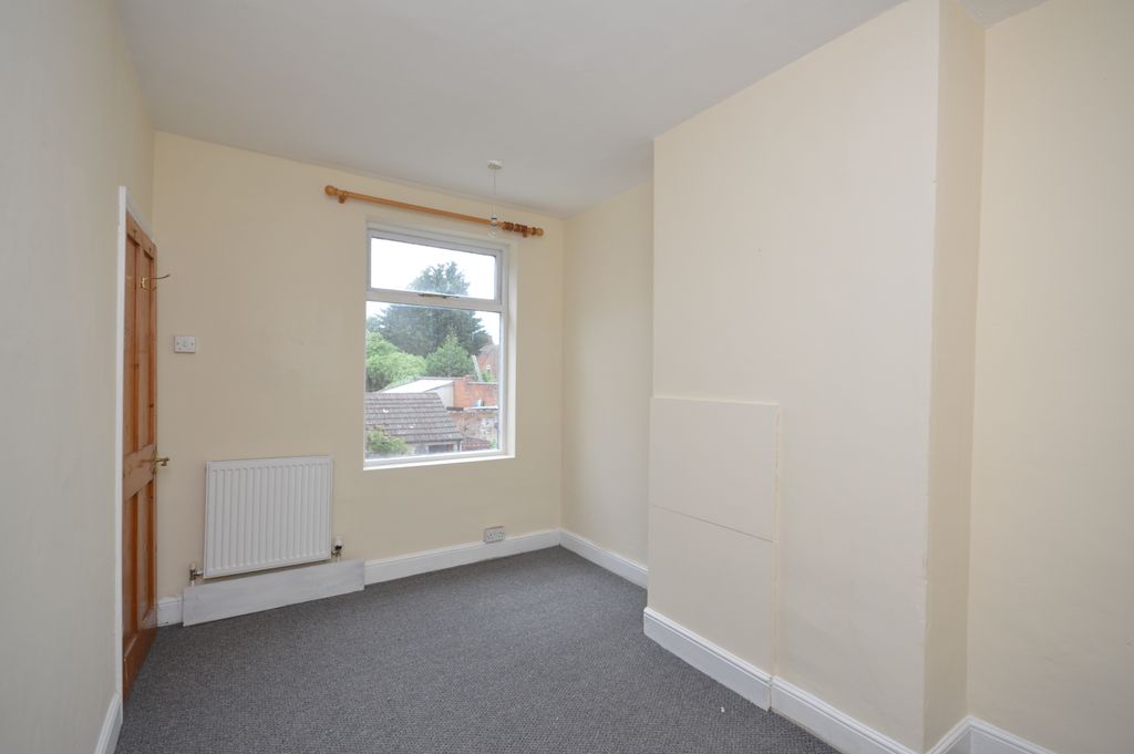 Property photo 3 of 7 Bedroom
