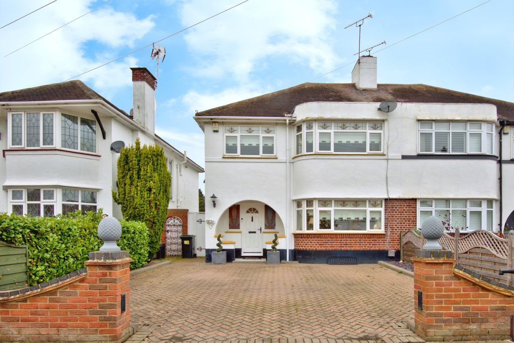 Property photo 1 of 16 Semi Detached House