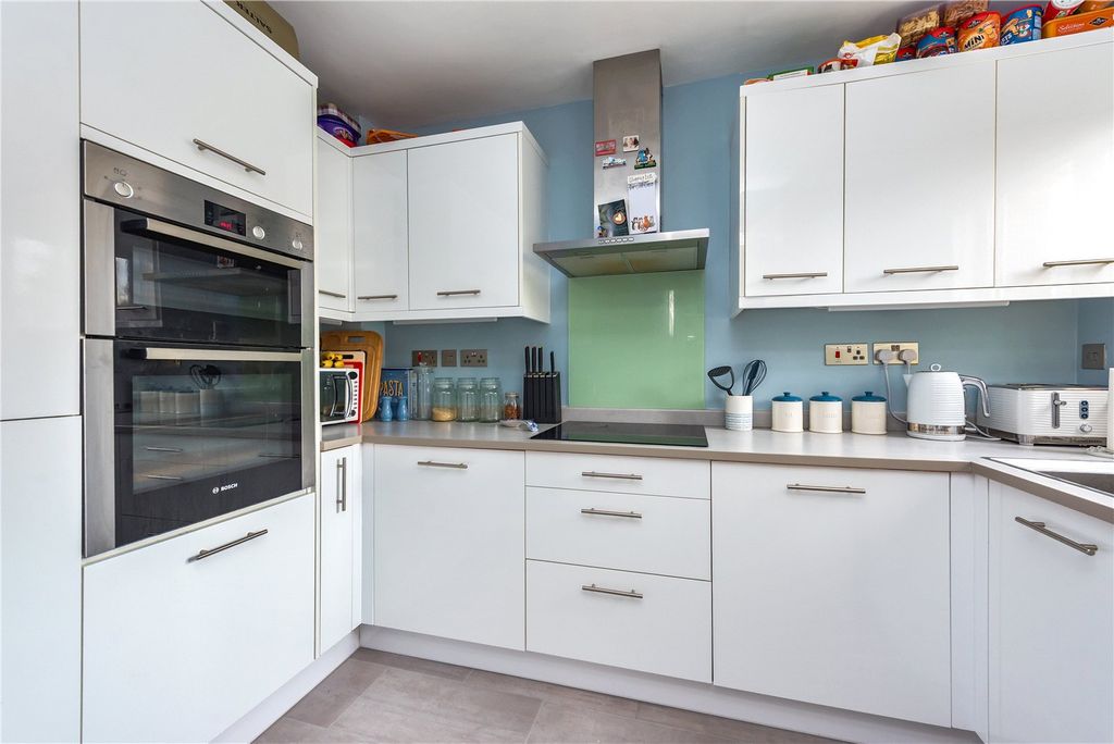 Property photo 2 of 12 Picture No. 04