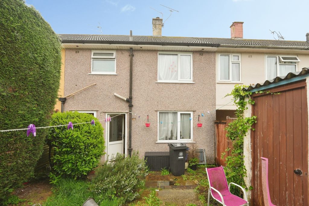 Property photo 3 of 12 Pbox-Img.Jpg