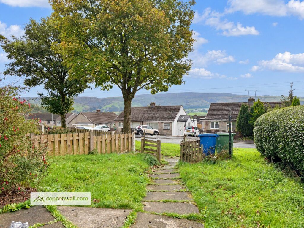Property photo 2 of 22