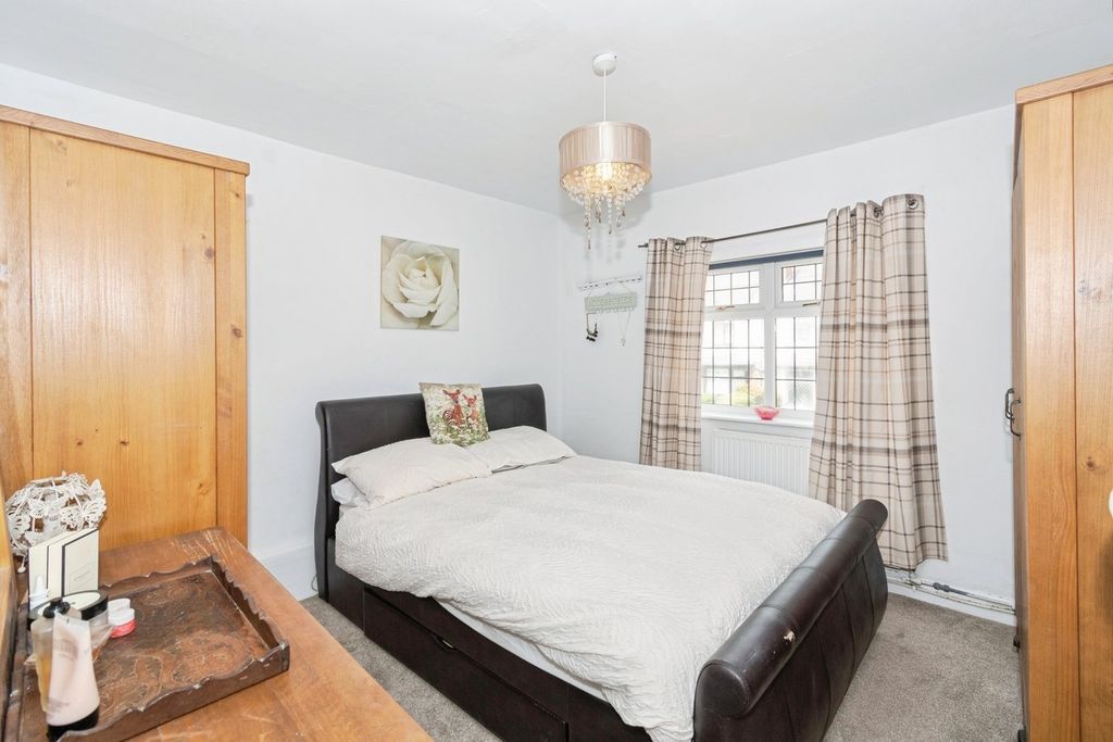 Additional image 8 of 5 bed detached house for saleAlexandra Road, Pudsey LS28