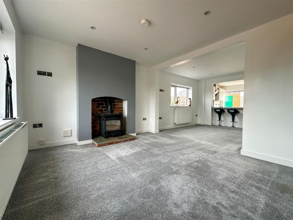 Property photo 2 of 18 Img_3306.Jpg