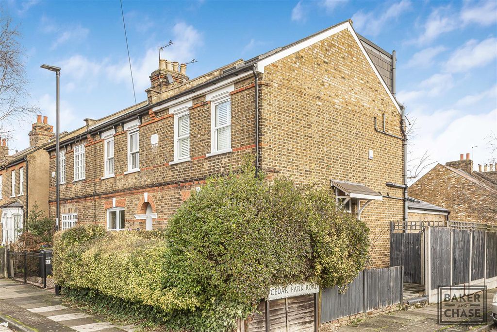 Property photo 2 of 20 Exterior