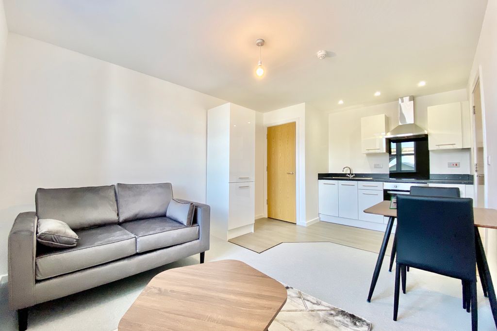 Property photo 2 of 10 Photo 01