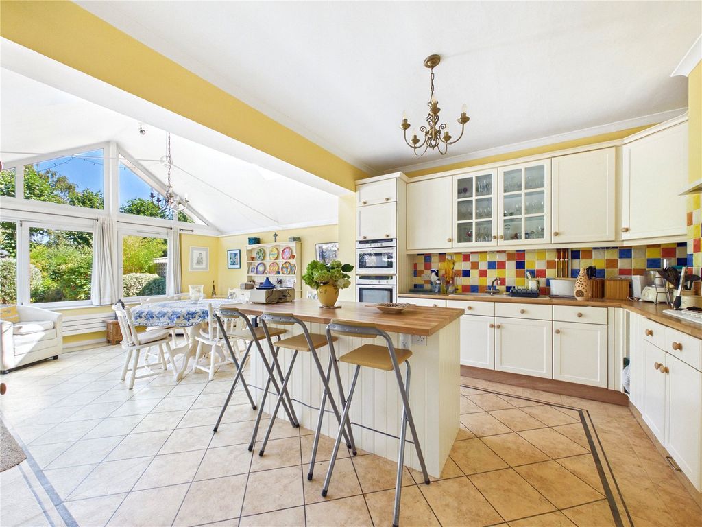Property photo 2 of 18 Picture No. 02