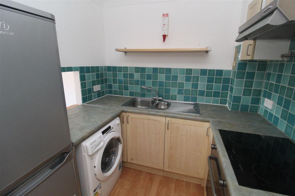 Property photo 2 of 8 Img_6361.Jpg