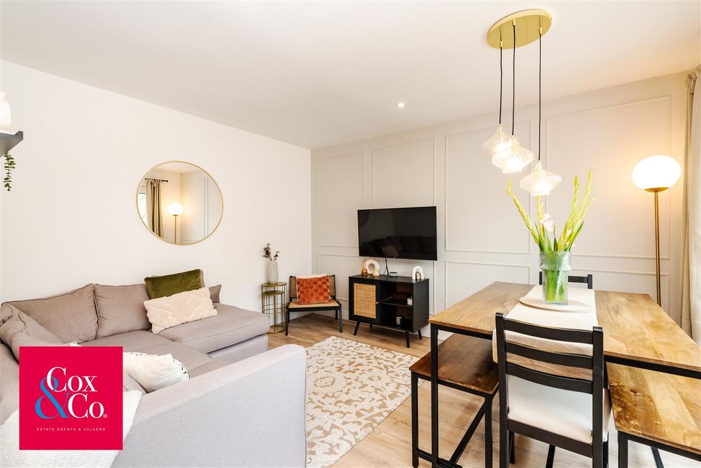 Property photo 1 of 17 81M_3900.Jpg