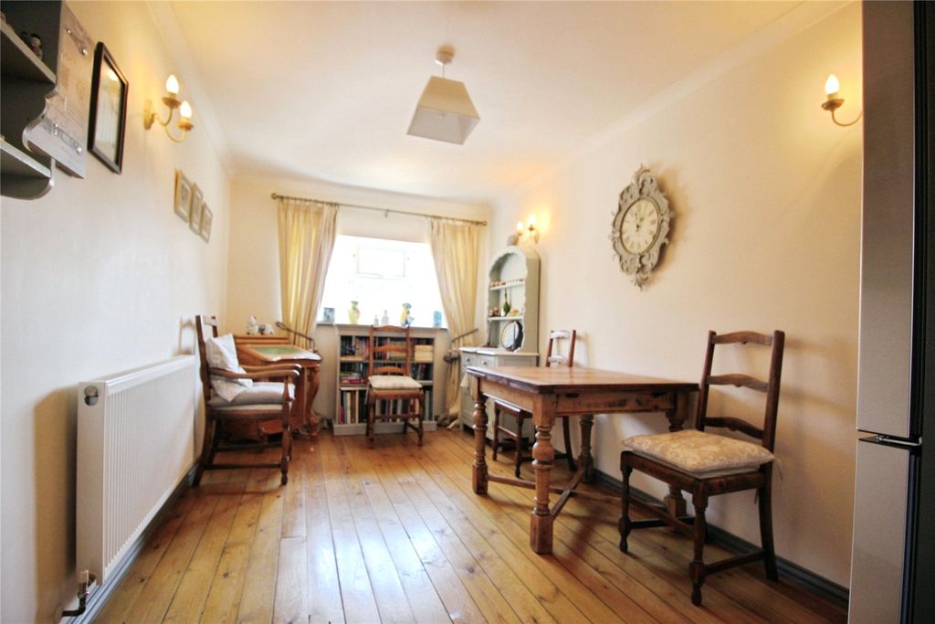 Property photo 3 of 17 Picture No. 07