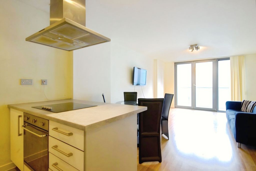 Property photo 3 of 18 Pbox-Img.Jpg