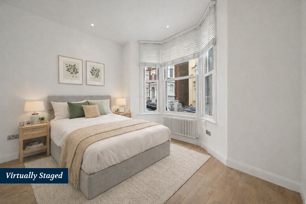 Property photo 3 of 18 Picture No. 40