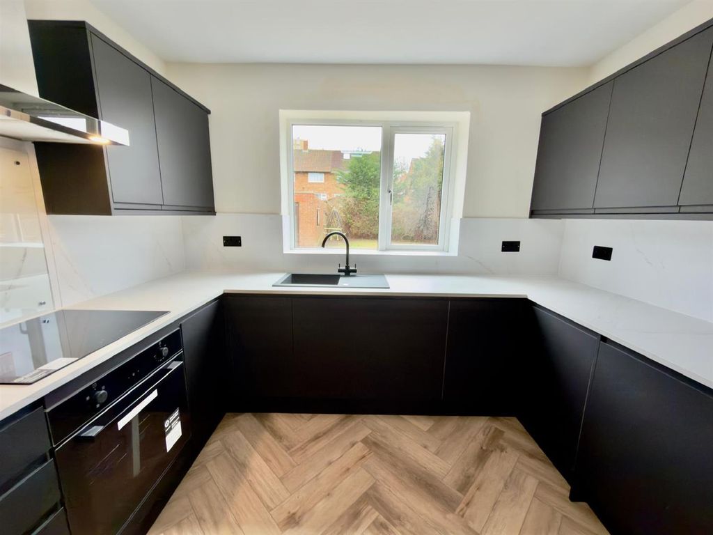 Property photo 3 of 14 Whatsapp Image 2026-03-24 At 15.09.50 (1).Jpeg