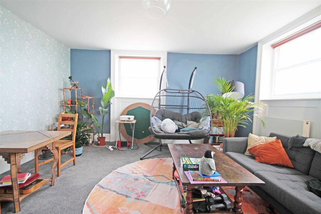 Property photo 3 of 13 Living Room