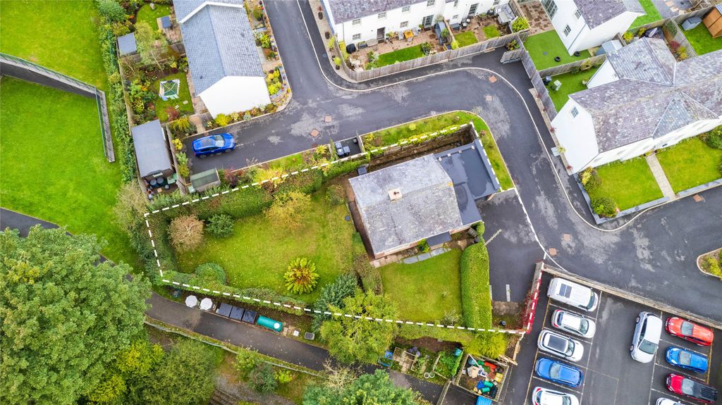 Property photo 2 of 18 Picture No. 25