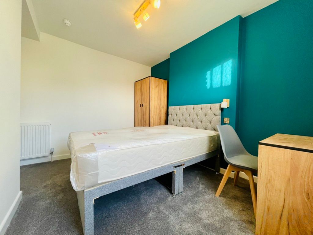 Property photo 2 of 26 Img_1278_11_Large