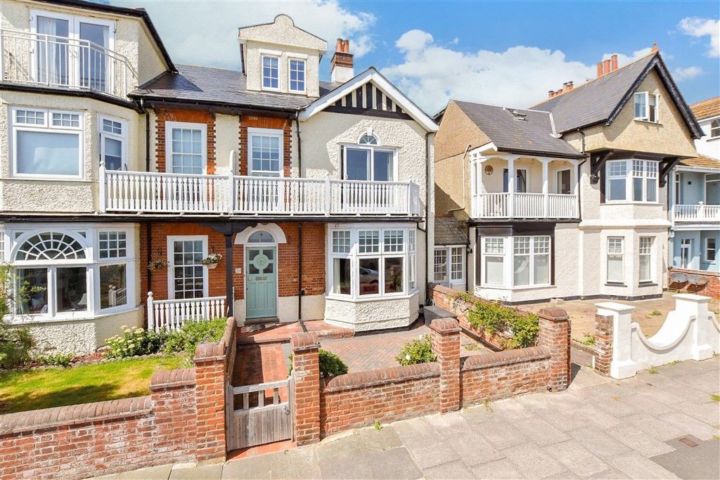 Property photo 3 of 15 External (Brochure)