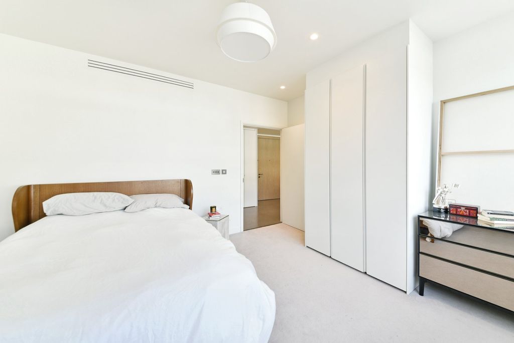 Property photo 2 of 12 Picture No. 37