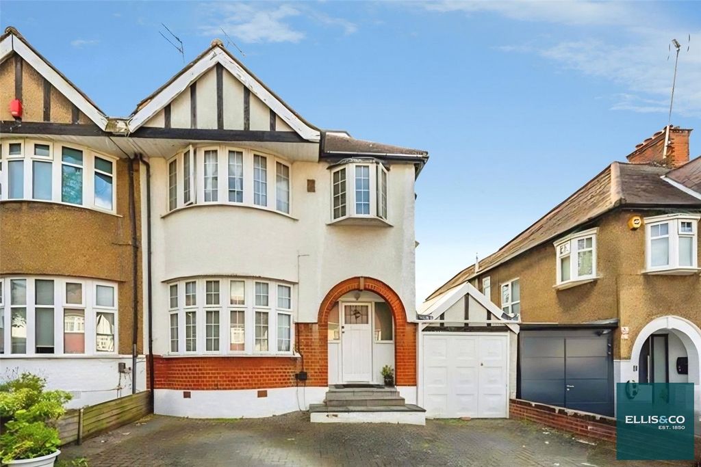 Property photo 3 of 16 Picture No. 13