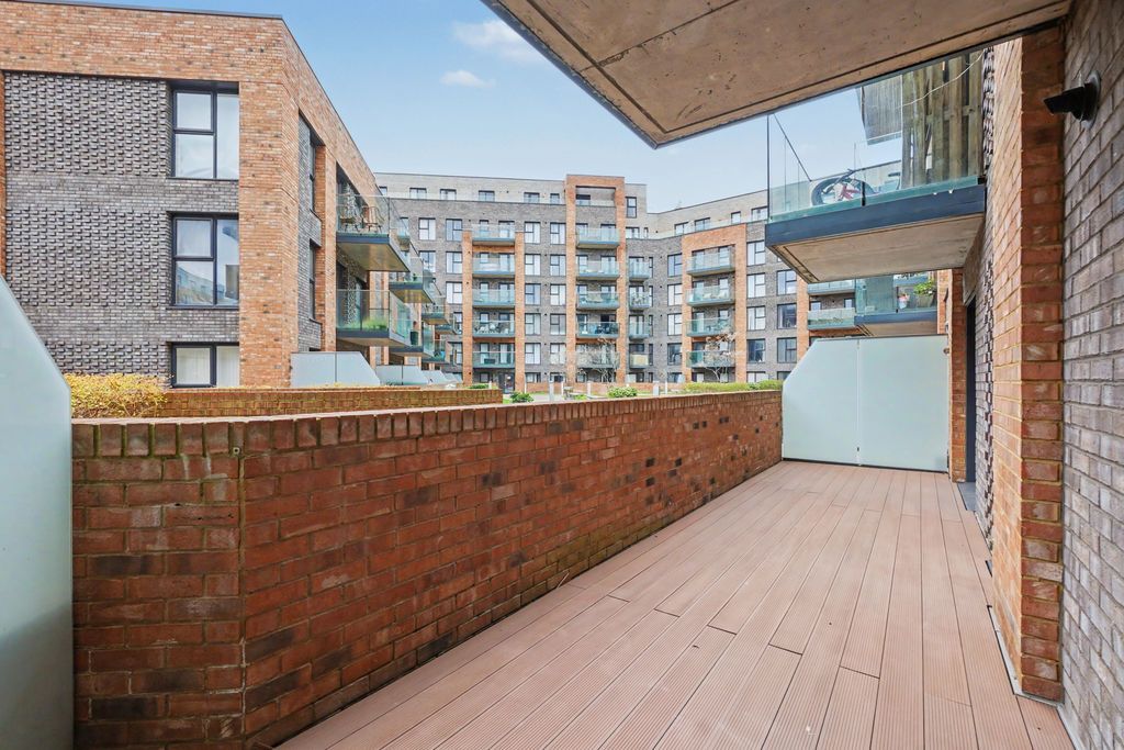 Additional image 19 of 2 bed flat for saleWilliam Mundy Way, Dartford DA1