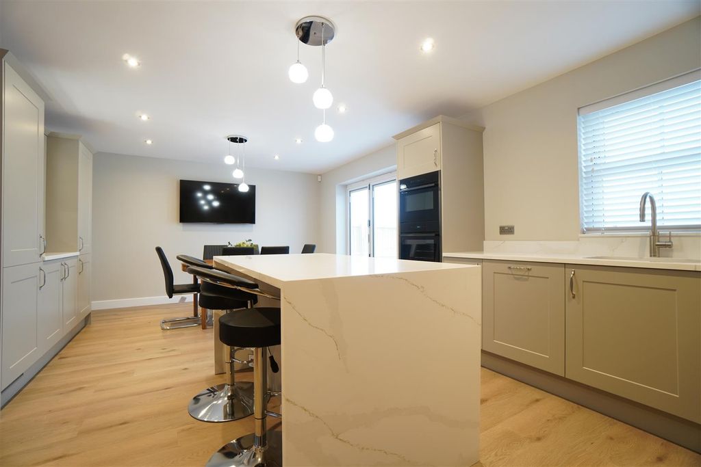 Property photo 3 of 21 Dsc07289.Jpg