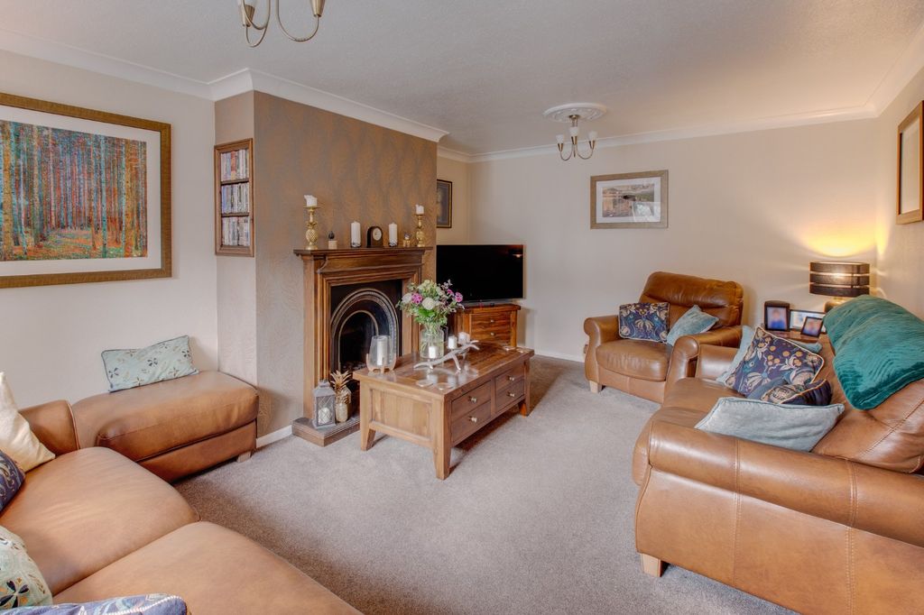 Property photo 3 of 18 Picture No. 23