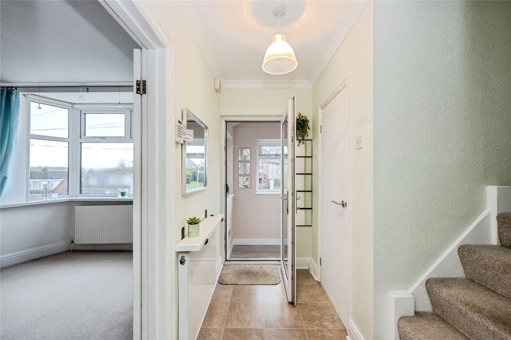 Property photo 2 of 28 Picture No. 02