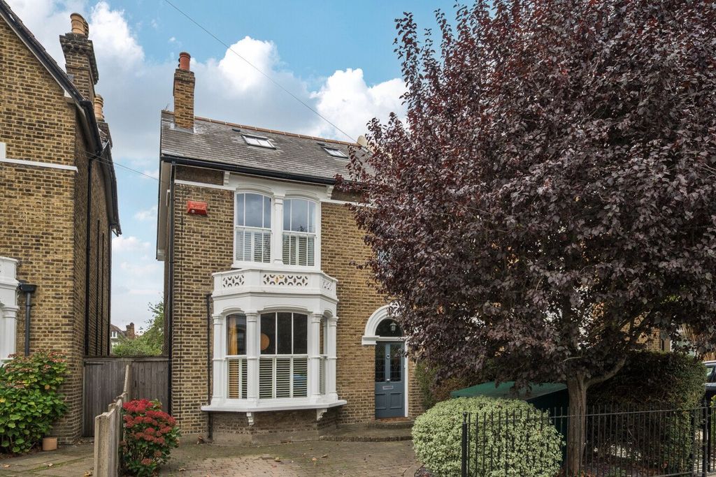 Property photo 1 of 29 Picture No. 32