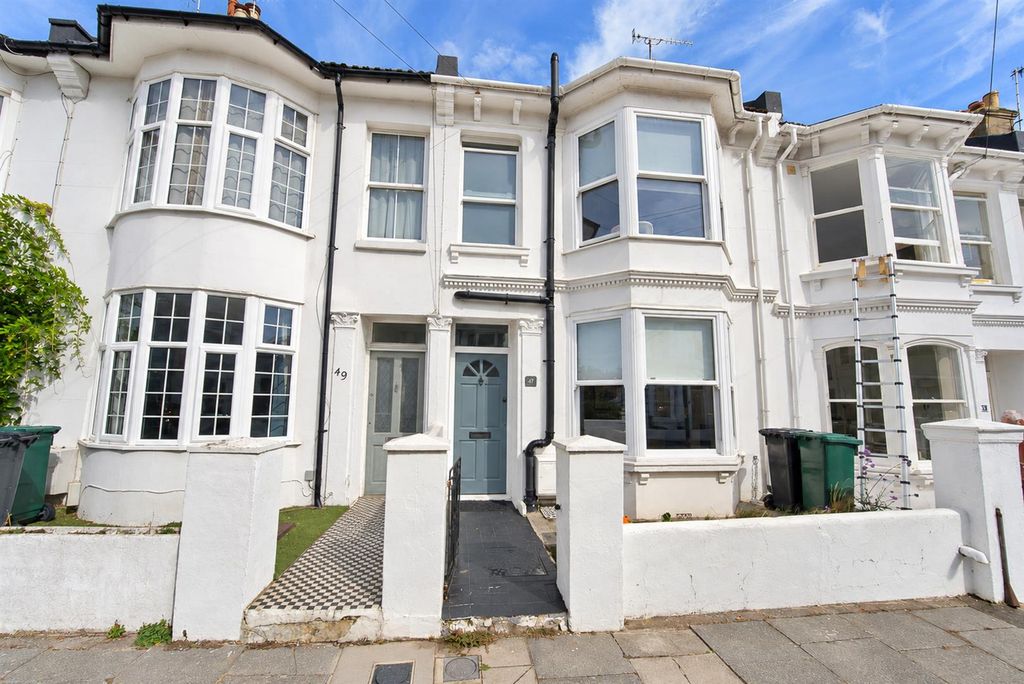 Property photo 1 of 20 External 1.Jpg