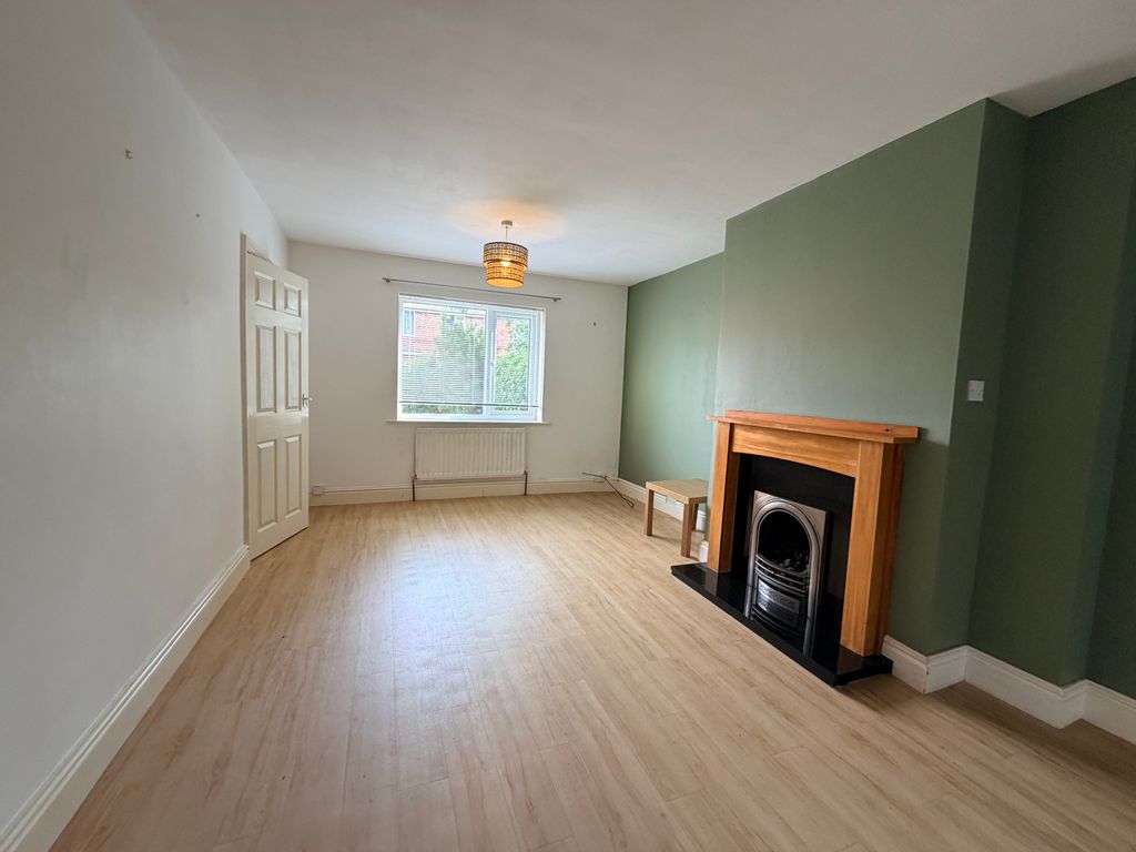 Property photo 2 of 12 Gallery