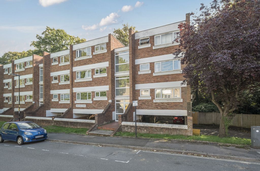 Property photo 1 of 11 1356635-7-68d279B...