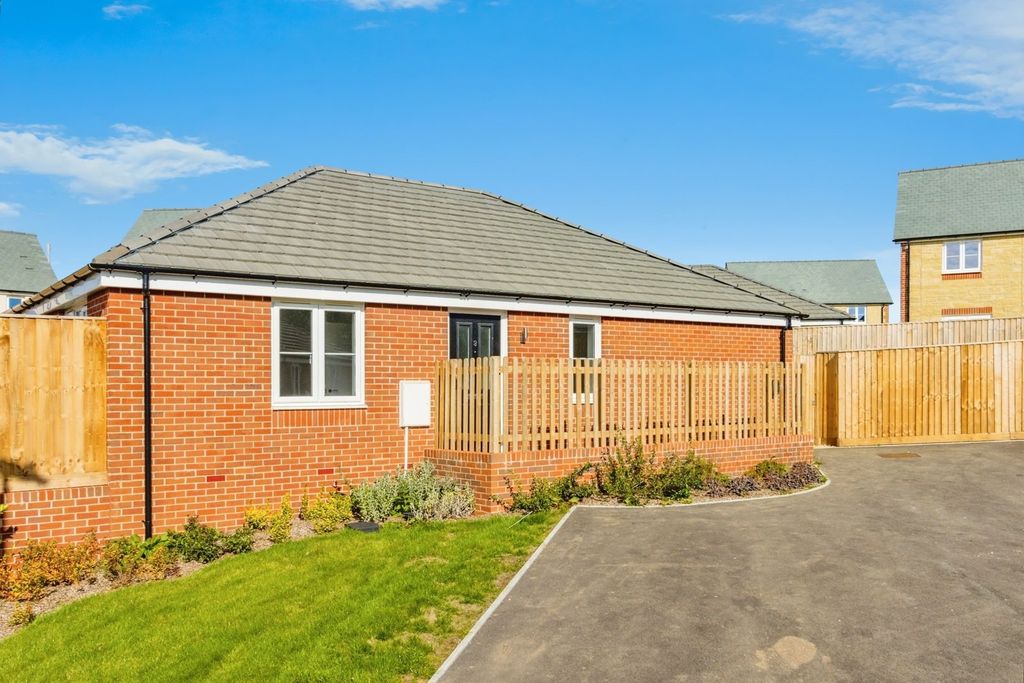 Property photo 1 of 11 Picture No. 17