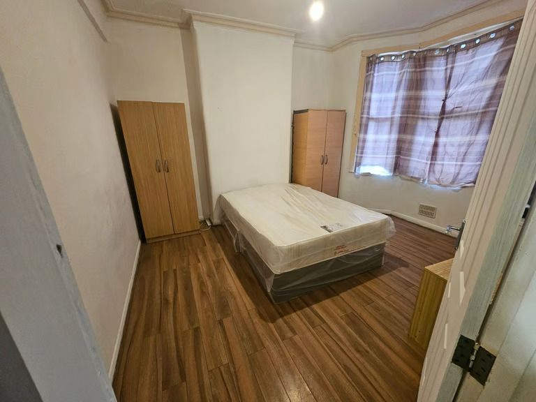 Property photo 2 of 4