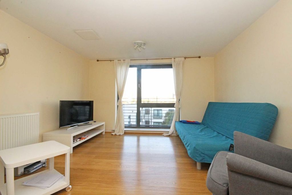 Property photo 2 of 7