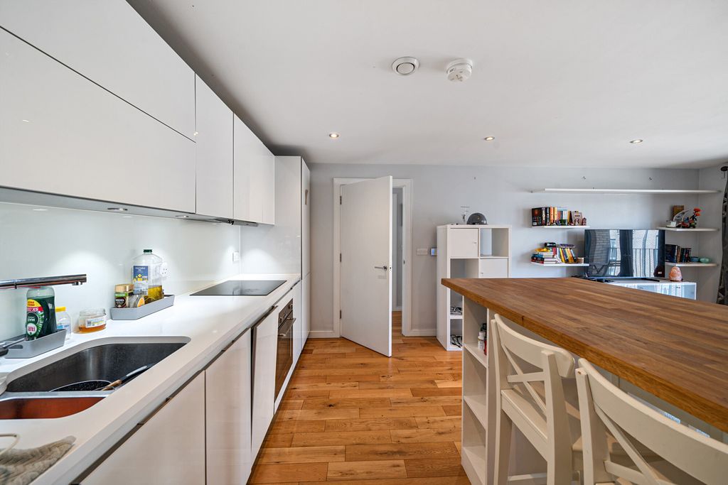 Property photo 2 of 21 1481072-4-6A3913c...