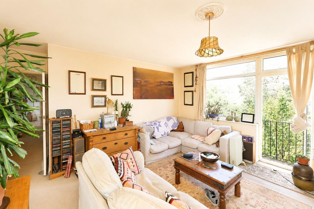 Property photo 3 of 10 Reception Room